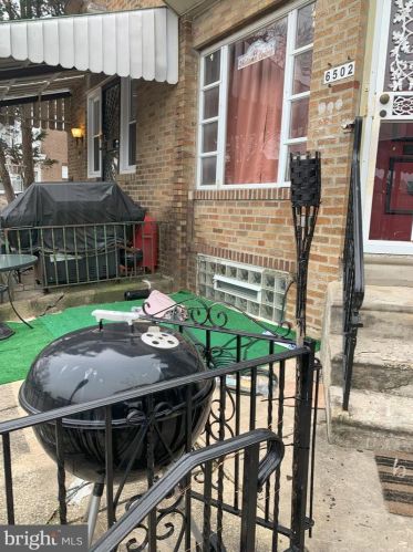 6502 16th St, Philadelphia, PA 19126-3511