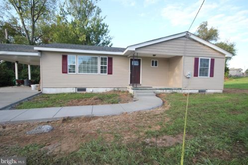 39 Emerson St, Aberdeen, MD 21001-3708