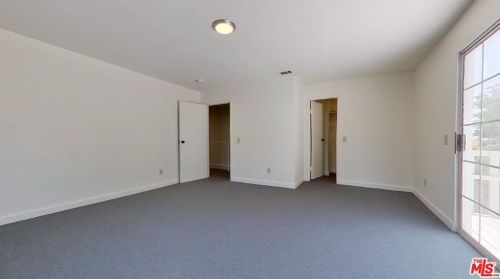 2569 Mt Vernon Ave, Riverside CA  92507-3202 exterior