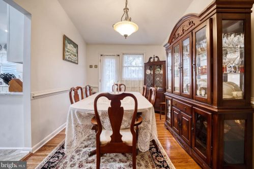 15300 Beaufort Pl, Silver Spring MD  20905-4202 exterior