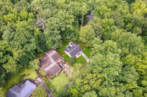 5161 Pinecrest Dr, Porterdale, GA 30014-3558