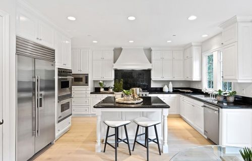 30 Blue Smt, Irvine CA  92603-0168 exterior