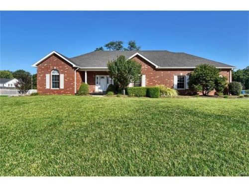 102 Woodland Dr, Fort Russell IL  62010-1089 exterior