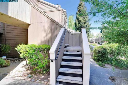 400 Overlook Dr, San Ramon, CA 94582-4549