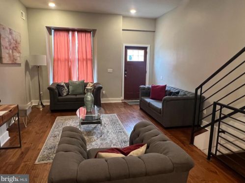 1829 27th St, Philadelphia, PA 19145-1707