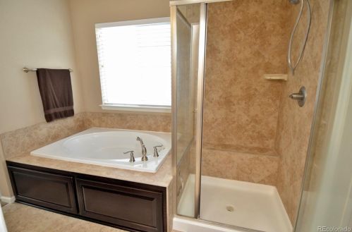 4990 Valdai Way, Aurora CO  80015-6792 exterior