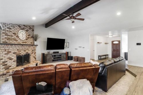 2665 Hawkeye Ave, Turlock CA  95380-2950 exterior