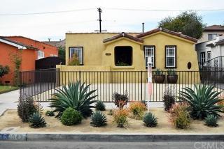 2943 Bronson Ave, Los Angeles, CA 90018-2837