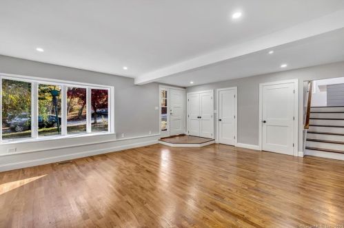 749 Booth Hill Rd, Huntington CT  06484-3461 exterior