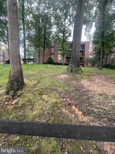 3334 Woodburn Village Dr, Annandale VA  22003-1262 exterior