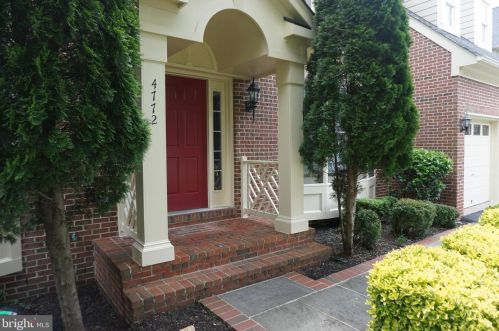 4772 Grand Masters Way, Woodbridge VA  22192-5553 exterior