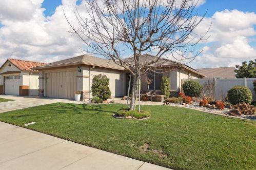 2704 Bellchase Dr, Manteca, CA 95336-5158