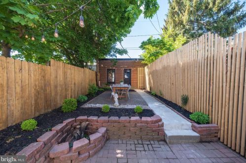 116 Ross St, Lancaster PA  17602-1927 exterior