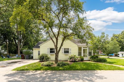 4110 Grove Ave, Cincinnati, OH 45227-3338