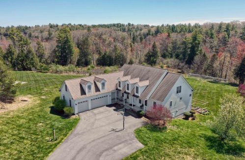 10 Wood Duck Cir, Sandown, NH 03873-2151