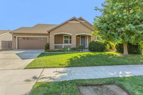 645 Sierra Ave, Navelencia, CA 93654-8846