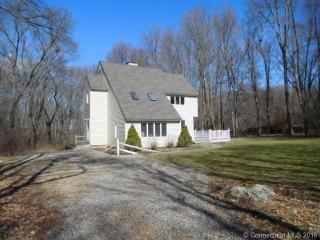 211 Chestnut Hill Rd, Colchester CT  06415-2005 exterior