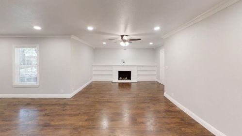 5309 Lambeth Ln, Fort Worth TX  76112-3854 exterior