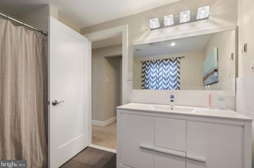 1601 Cedar Ave, Haddon Heights NJ  08035-1503 exterior