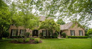 2624 Newport Dr, Naperville, IL 60565-4333