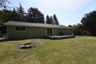 5623 Hudson Ln, Ferndale, WA 98248-9131