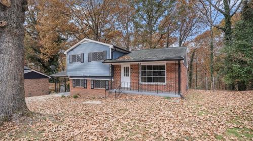 792 Magna Carta Dr, Atlanta GA  30318-6058 exterior