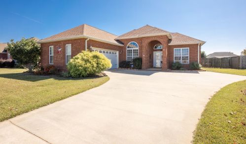 401 Loudon Hill Dr, Warner Robins, GA 31088-8535