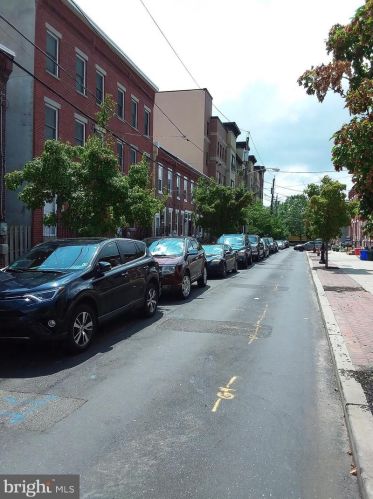 746 New St, Camden, NJ 08103-1524