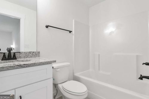 928 Brookmere Ct, Atlanta GA  30349-6866 exterior