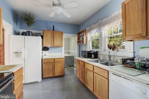 145 Barbour St, Madison Mills, VA 22960-1306