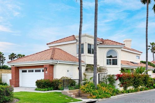 80 Mardi Gras Rd, San Diego, CA 92118-3520