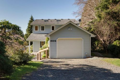 1532 4th St, Wheeler, OR 97147
