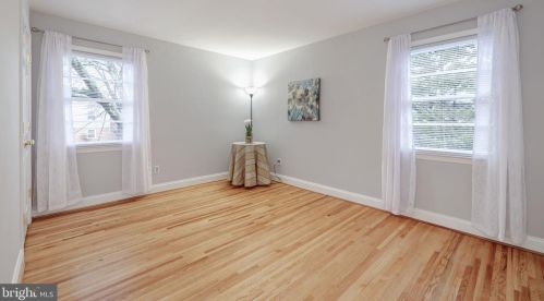 6401 Whippany Way, Springfield VA  22015-3428 exterior