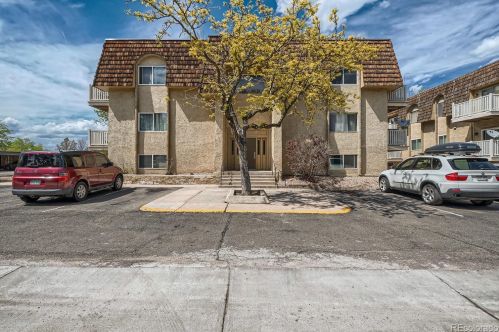 7355 Quincy Ave, Denver CO  80237-2368 exterior