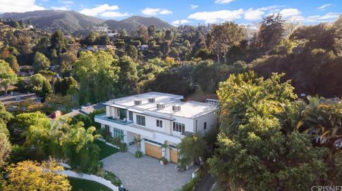 16720 Bajio Rd, Van Nuys, CA 91436-3521