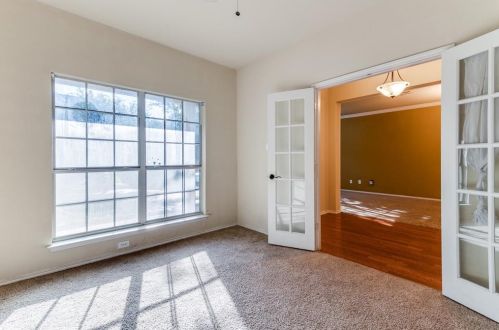 11013 Dillon St, Fort Worth TX  76179-5323 exterior