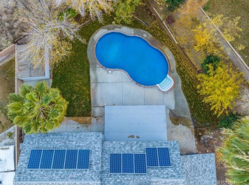 42320 La Gabriella Dr, Lancaster CA  93536-3568 exterior