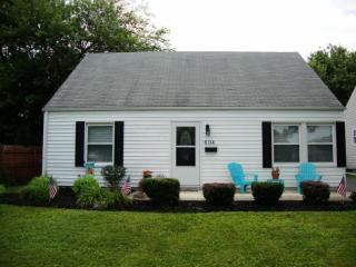 604 Georgian Dr, Columbus, OH 43228-2911