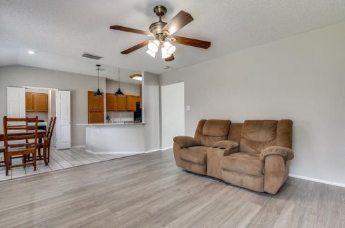 5213 Turtle Cv Rd, Garland TX 75044-4911 exterior