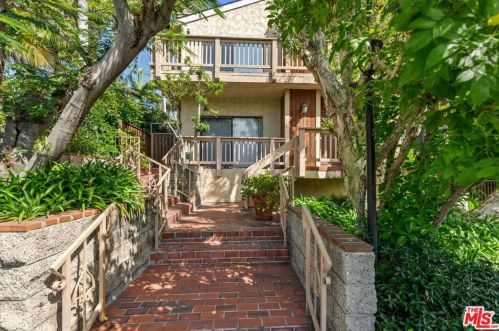 1031 18th St, Santa Monica, CA 90403-4423