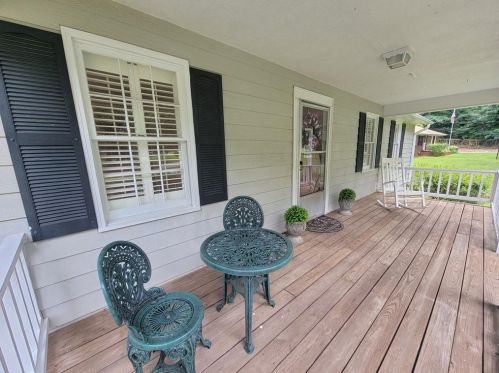 1780 Belcher Cir, Austell, GA 30168-4343