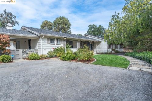 26521 Aric Ln, Los Altos, CA 94022-1962