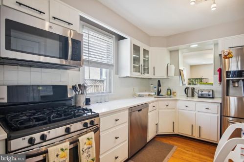 10130 Brookmoor Dr, Silver Spring MD 20901-2712 exterior