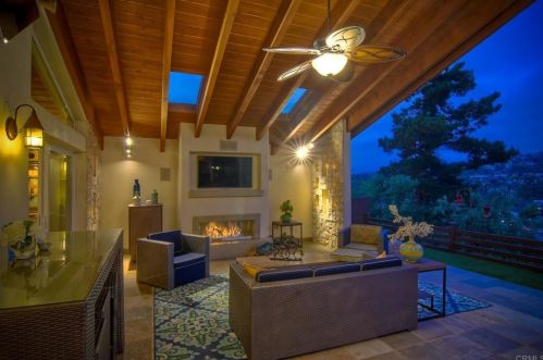 7548 Viejo Castilla Way, Carlsbad, CA 92009-7353