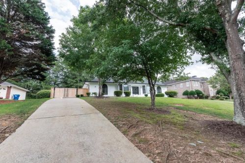 4985 Cascade Overlook, Atlanta GA  30331-7369 exterior