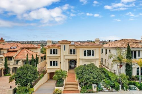88 Ritz Cove Dr, Dana Point, CA 92629-4231