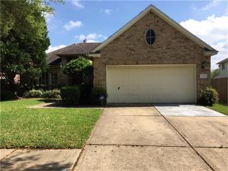 4722 Silverlake Dr, Sugar Land TX  77479-5251 exterior