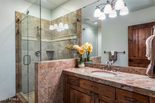 6050 Mtn Rnch Dr, Park City UT 84098-6177 exterior