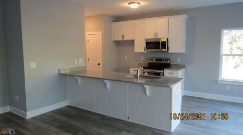 69 Main St, Luthersville, GA 30251-1803