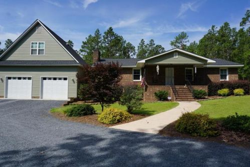 431 Horseshoe Rd, Aberdeen, NC 28315-5391